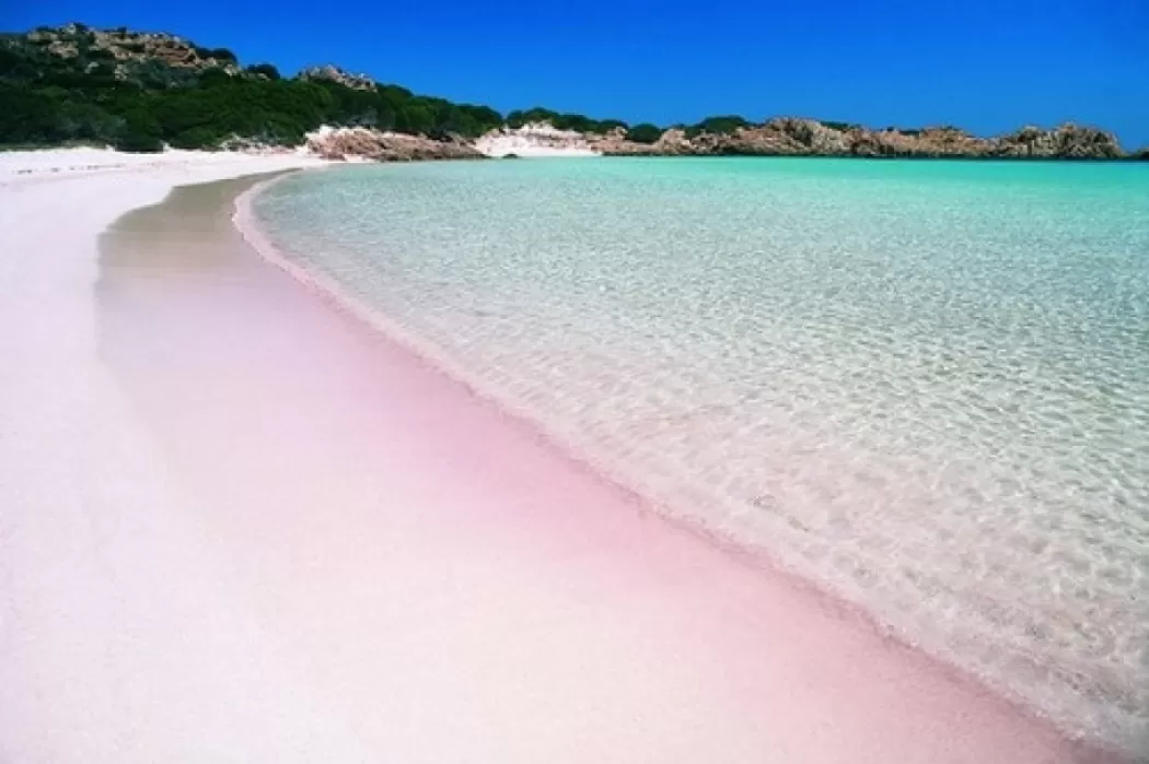 10 cele mai frumoase plaje roz din lume