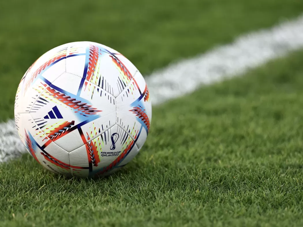 Noua minge cu senzor a Cupei Mondiale va schimba fotbalul pentru totdeauna